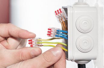 Universal wire connectors - HelaCon Releasable